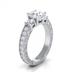 Micro sale diamond setting